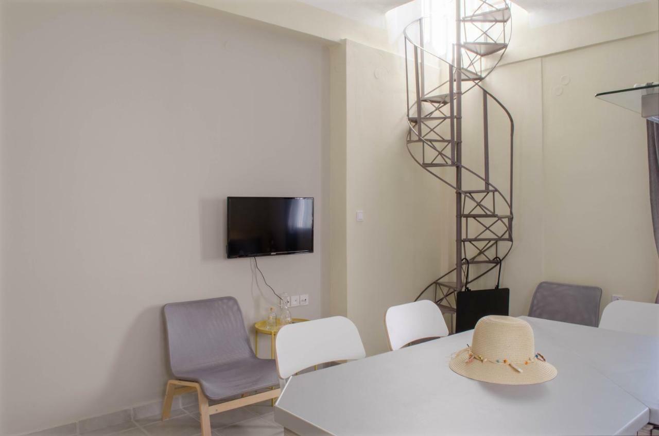 City Apartment Ermoupoli Esterno foto